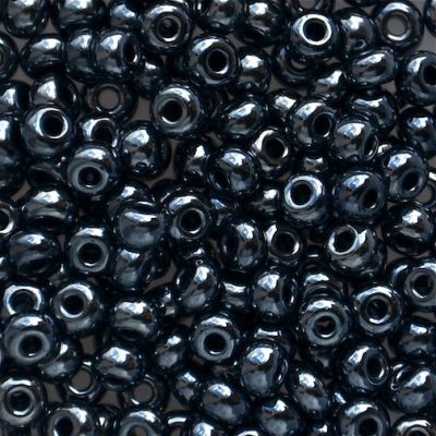 RC747 Gunmetal Size 6 Seed Beads