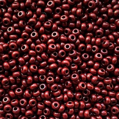 RC108 Chalk Garnet Size 10 Seed Beads
