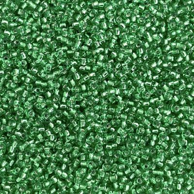 RC11-0015 SL Lt Green Size 11 Seed Beads