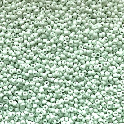 RC11-3318 Op Light Mint Size 11 Seed Beads