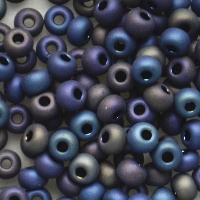 RC755 Frost Black AB Size 6 Seed Beads