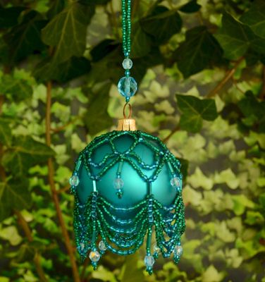 Swags & Tails Bauble Kit