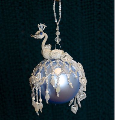 White Peacock Bauble Kit