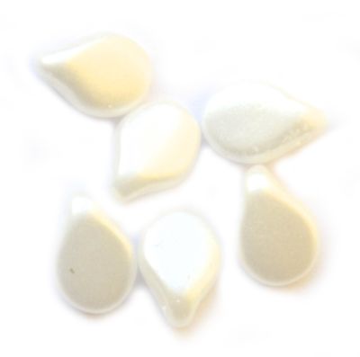 GL5758 Pearl White Pip Bead