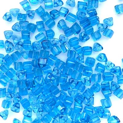 Dip694 3.5mm Transparent Turquoise Preciosa Triangles