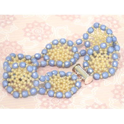 Summer Sky Necklace cream & pastel blue