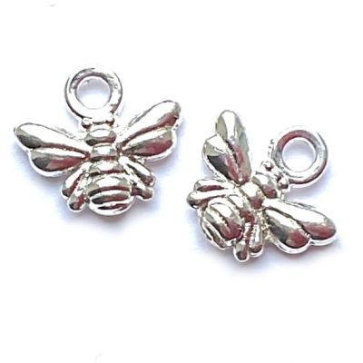 MB052 9x11mm Bee Charm