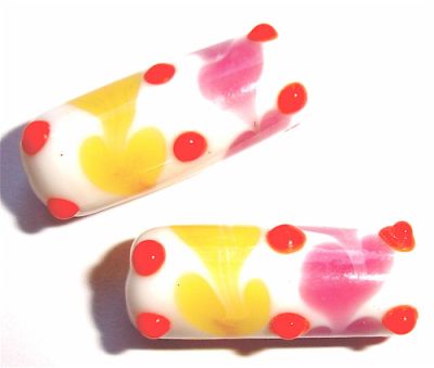 GL2325 20x8mm White Heart Tube