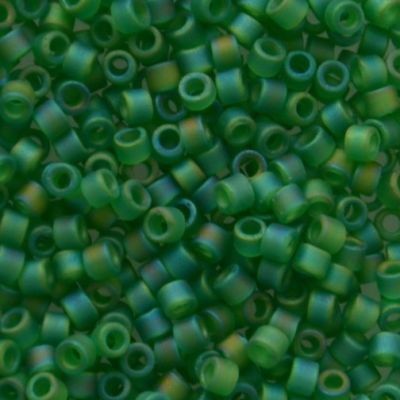 DB0858 Matte Lt Green AB Delica