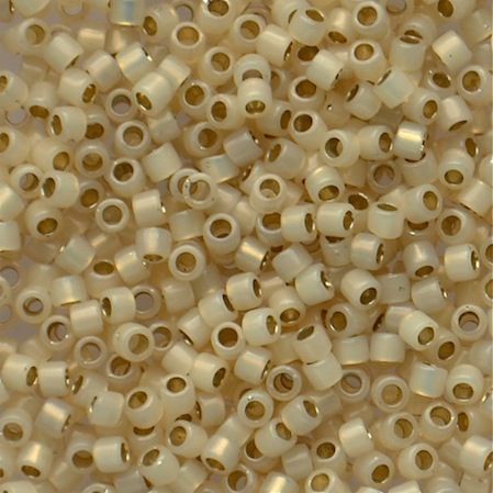 DB1451 SL Pale Cream Opal Delica