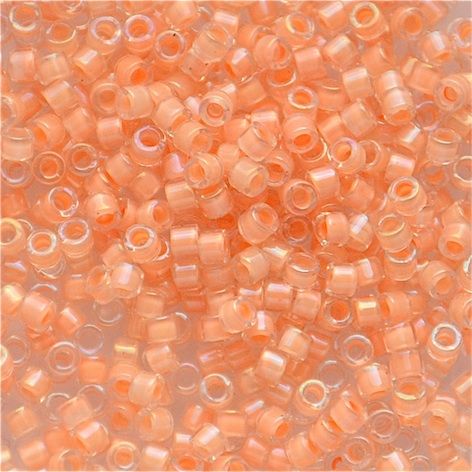 DB0067 Lined Flesh AB Delica