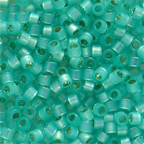 DB0627 Dyed Aqua Green SL Alabaster Delica
