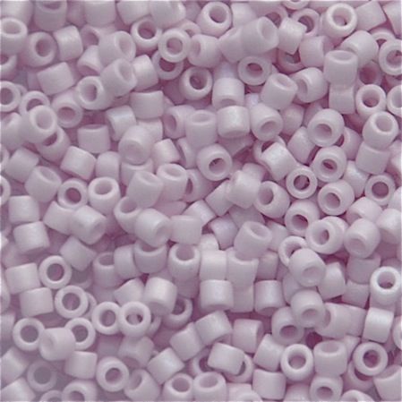 DB1524 Mat Op Pale Rose AB Delica