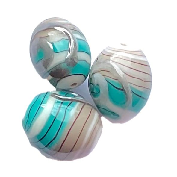 GL6848 12x15mm Teal & Grey Oval With Silver Swirl
