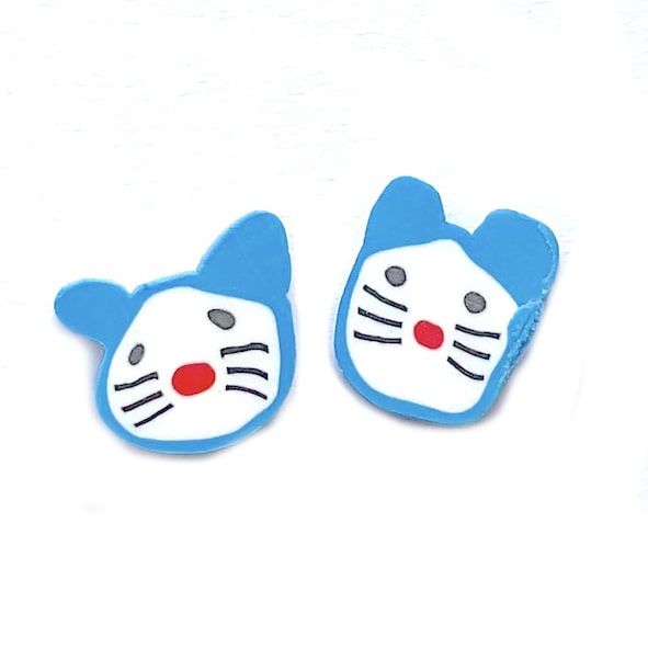 CE253 Blue Cat Face Bead