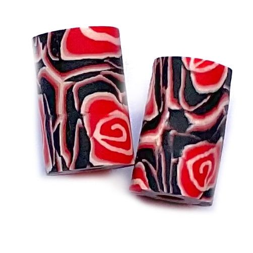 CE303 Black and Red Tube Bead