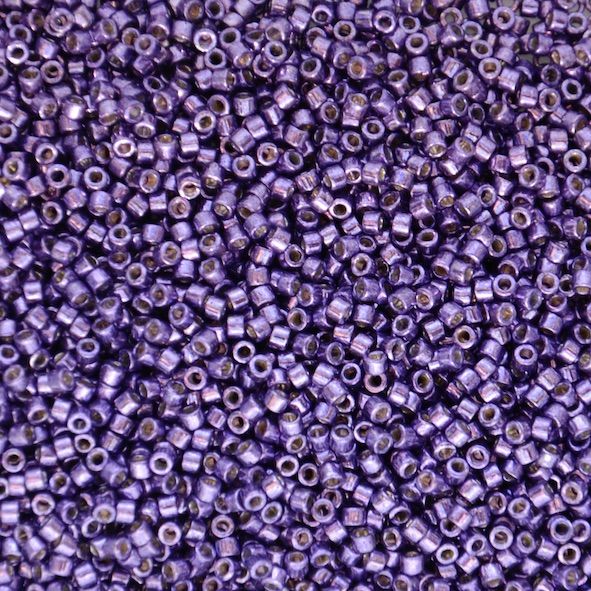 DB2509 Dur Galv Dk Lilac Delica