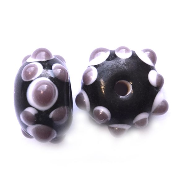 GL6522 Lilac & White Dots on Black Beads