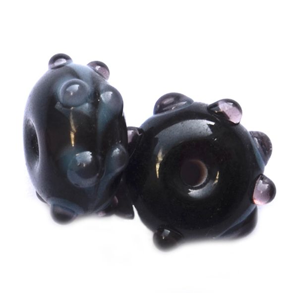 GL6526 Lilac/Turquoise on Black Beads