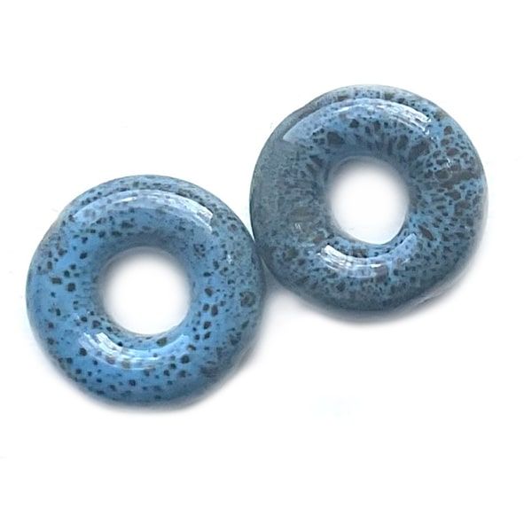 CE153 18mm Turquoise Speckle Curved Ceramic Donut