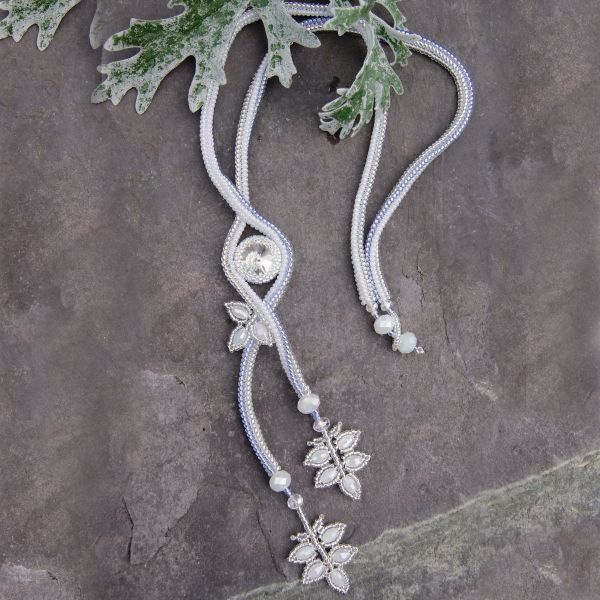 Calendar Necklace January Pattern