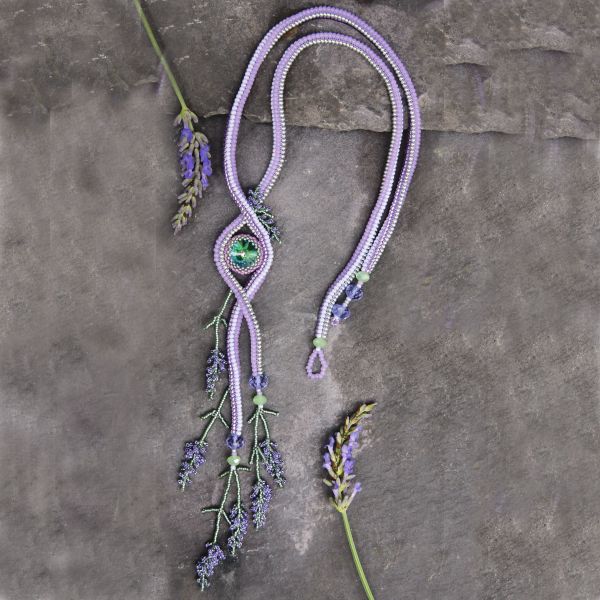 Calendar Necklace July Pattern