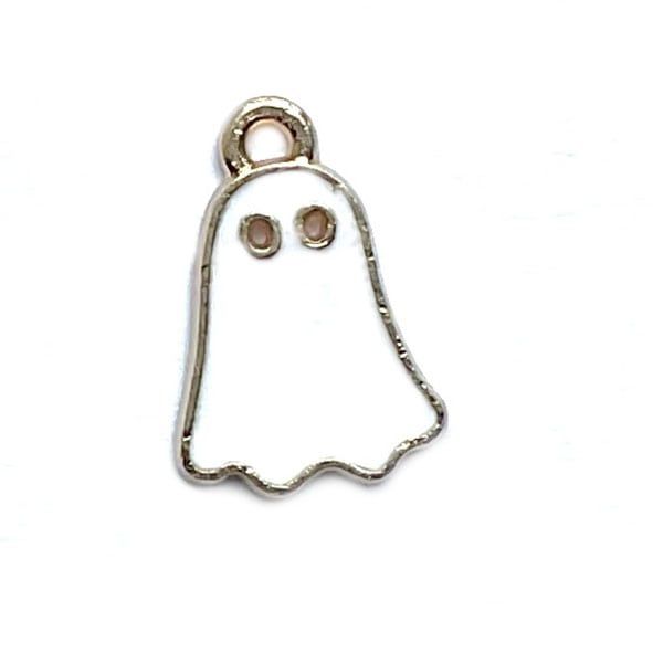 MB1109 Little Ghost Charm