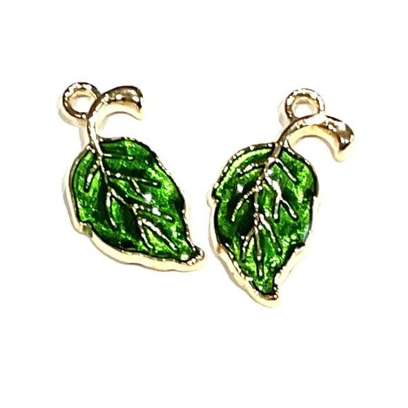 MB1116 Green Leaf Charm