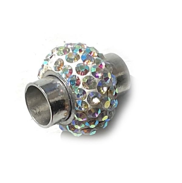 MBx974W 17x10mm White Diamante Fastener