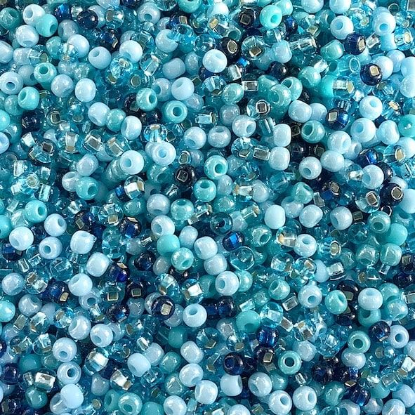 MX519 Aqua Size 10 Seed Bead Mix