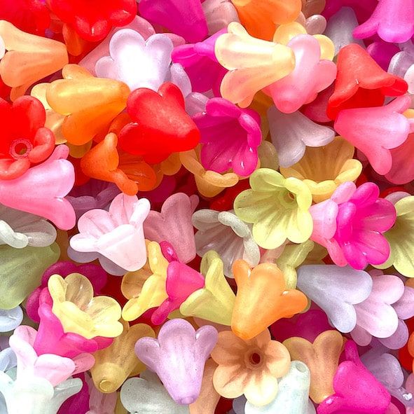 PB194 50 Mixed Flower Beads