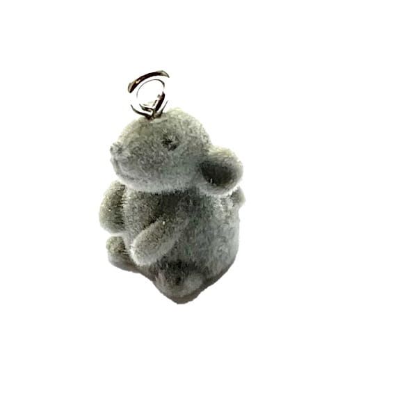 PB447 Flock Mouse Pendant