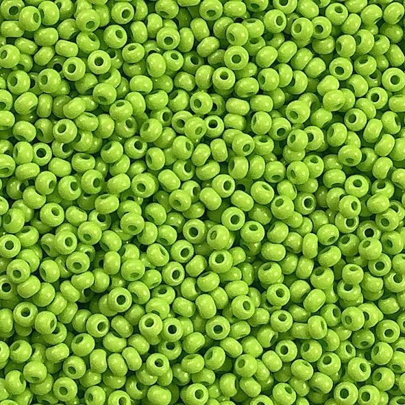 RC603 Terra Matt Lime size 10 seed beads
