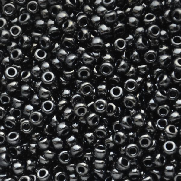 RC8-0451 Gunmetal Size 8 Seed Beads