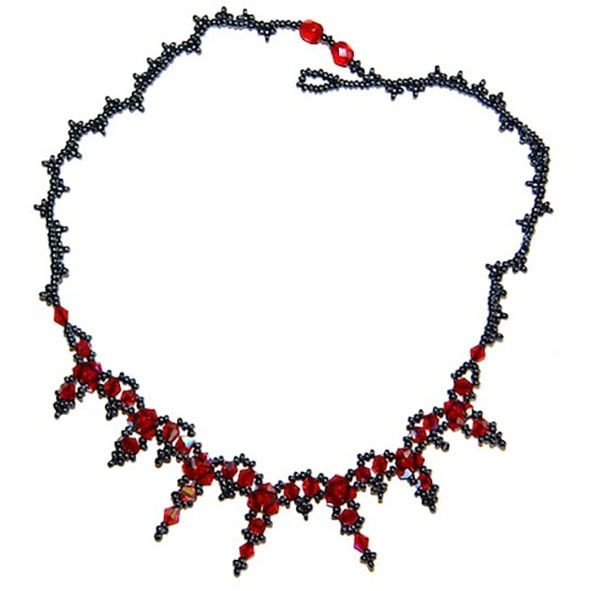 Alhambra Necklace Pattern