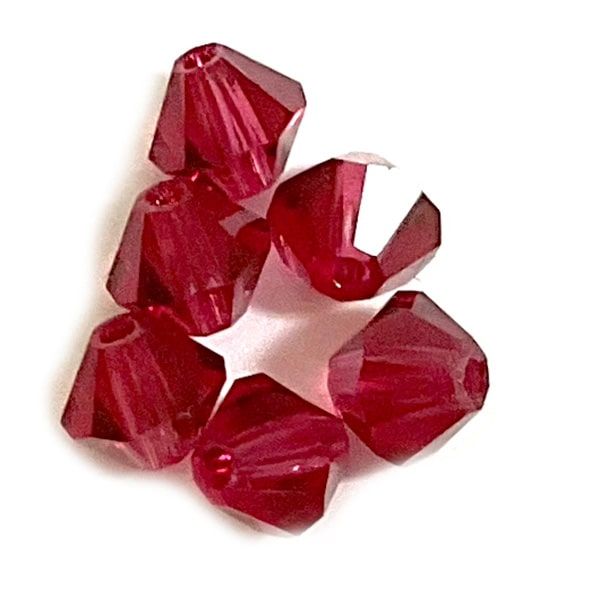 CB415 4mm Fuchsia Crystal Bicone