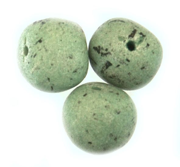 CE222 15mm Pale Moss Ceramic Round