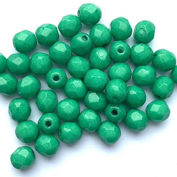 FG544 4mm Terra Green Facet
