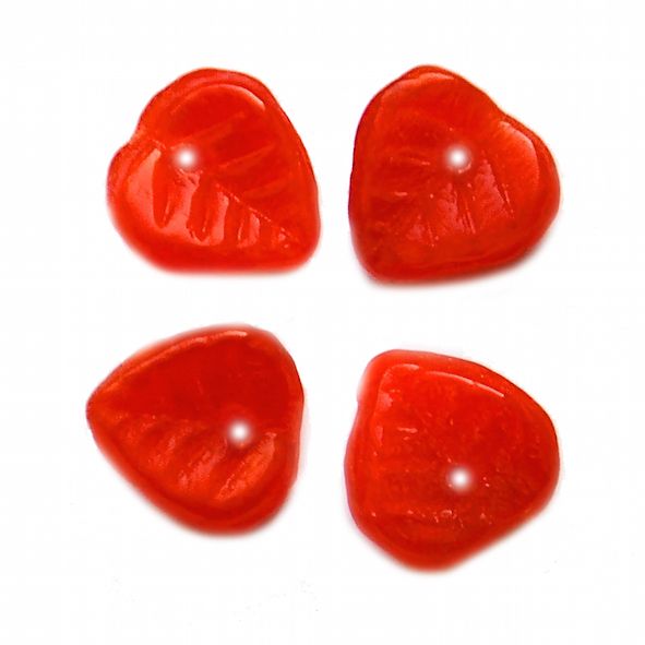 GL5817 9x8mm Opaque Red TO Leaf