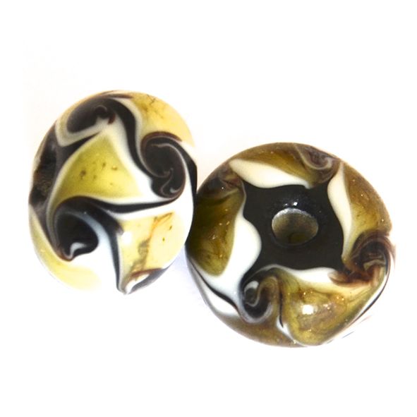 GL6585 Black/Ochre Window Beads
