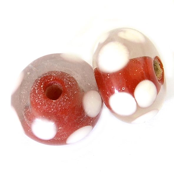 GL6672 White on Red Bead