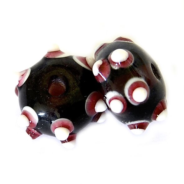 GL6678 Black with Pink and White Dot Bead