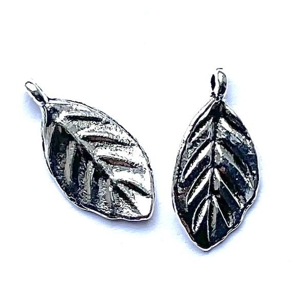 MB715 Leaf Charm