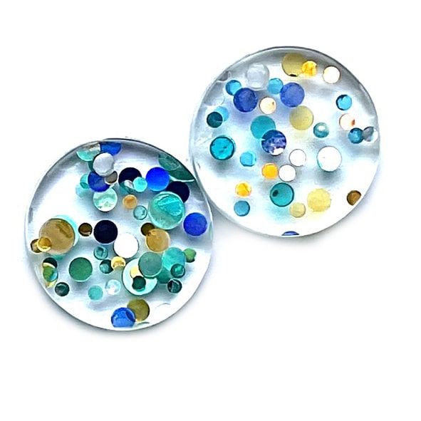 PB270 Lagoon Sparkly Resin Pendant