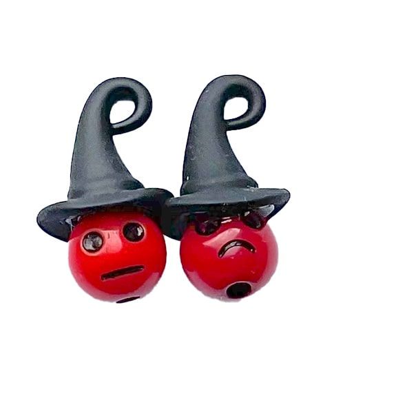 PB288 Red Witches Head Charm