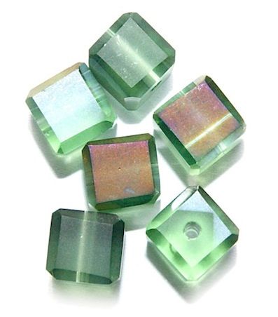 GL3295 Spring Green Matt AB 6mm Cut Edge Cube