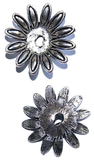 MB850 22mm Antique Silver Metal Flower