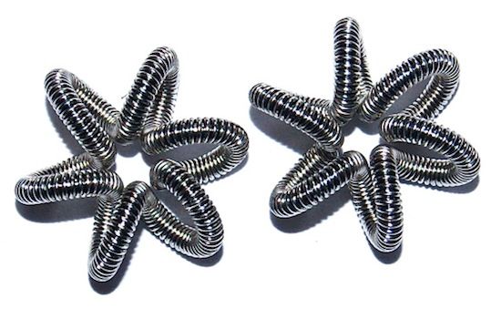 MB652GRB 15mm Grey Black Twisted Filigree Flower Link