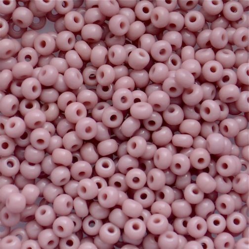 RC317 Chalk Dusty Pink Size 8 Seed Beads