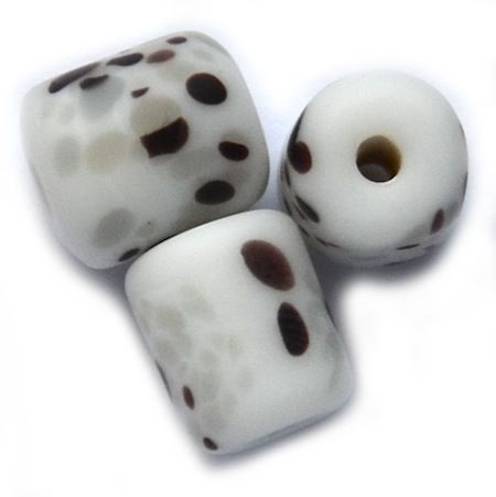 GL3918 10x8mm Frost Black Dotty Tube